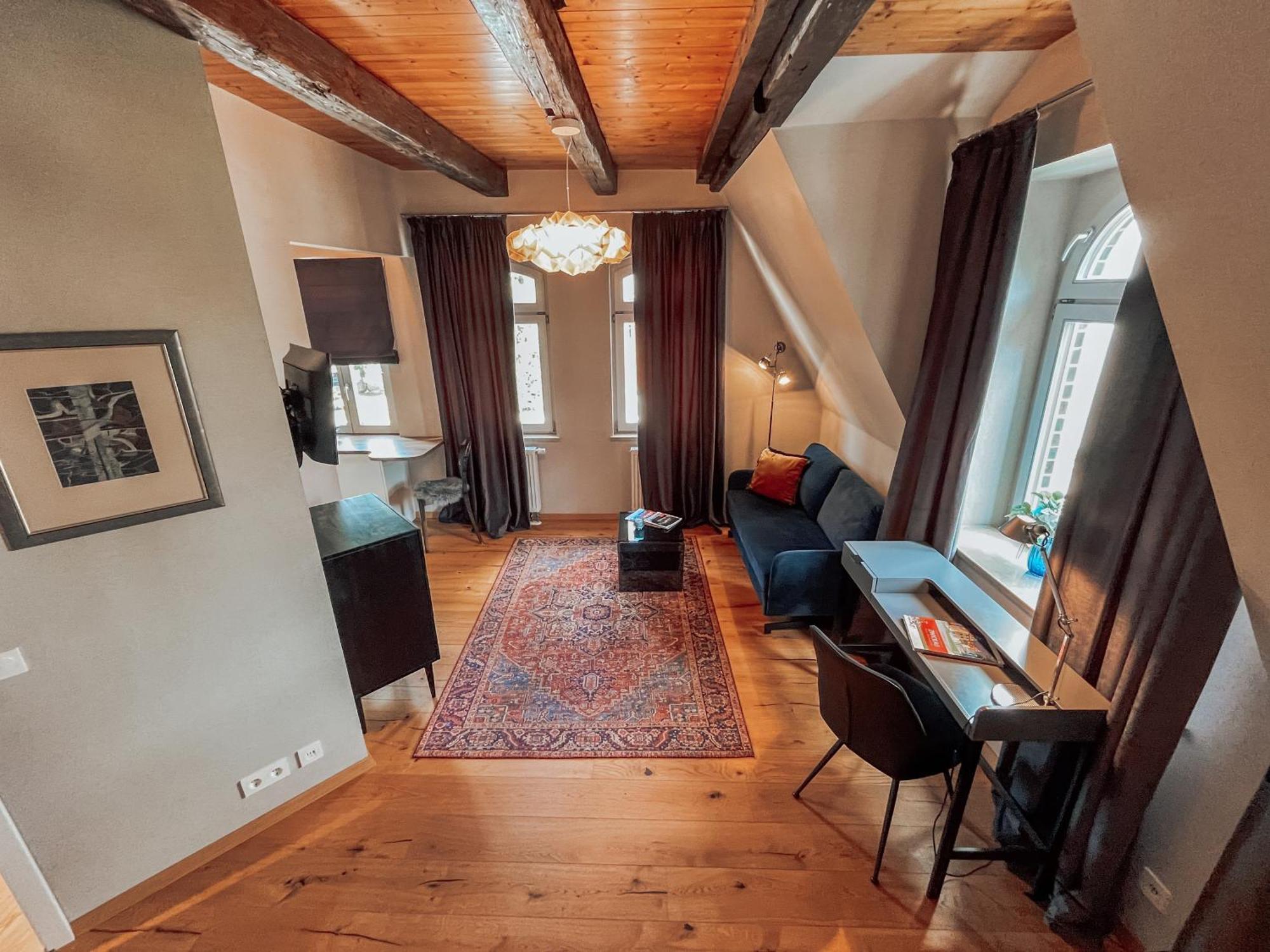 Apartmenthaus Am Dom Maisonette Mit Parkplatz Zwickau Exterior foto